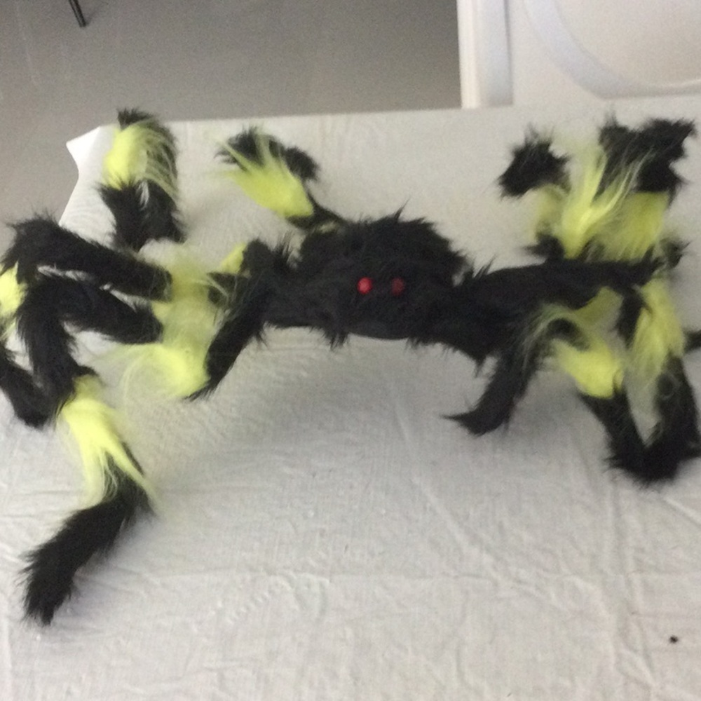 Black and Yellow Furry Spider Decor NWOT